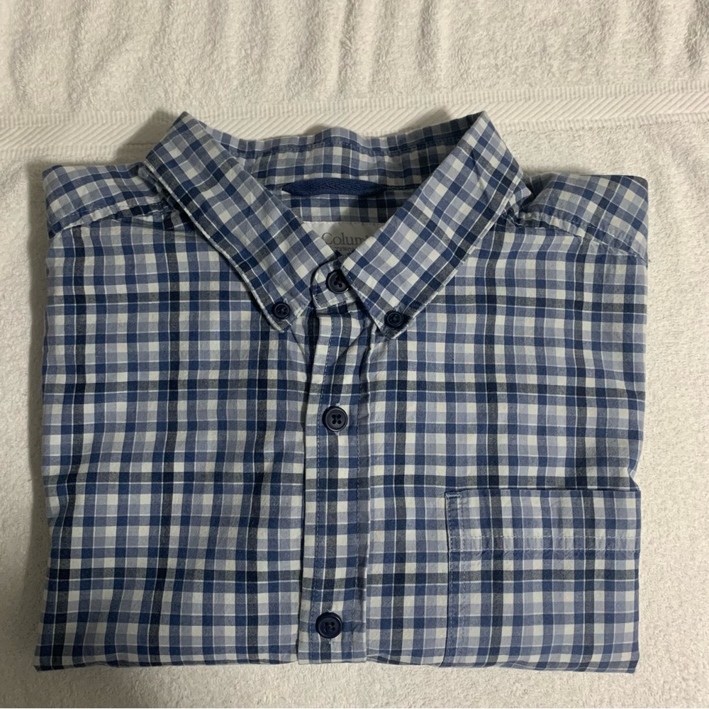 COLUMBIA Sportswear Mens Size L Casual Button Down Shirt Long Sleeve Blue Plaid
